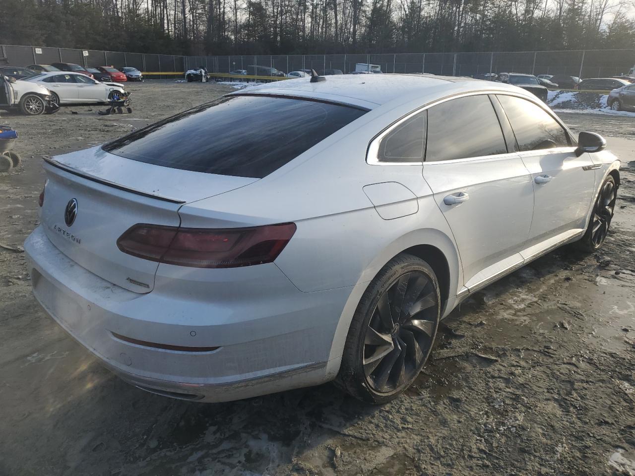2023 VOLKSWAGEN ARTEON SEL - Image 3