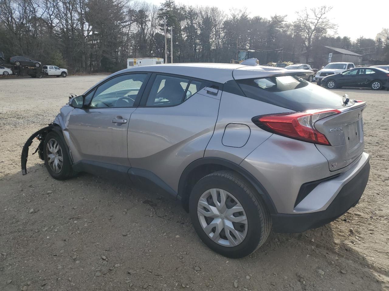 2019 TOYOTA C-HR XLE - Фото 2