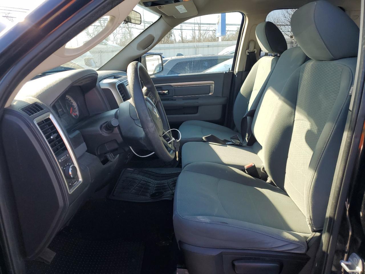 2017 RAM 1500 SLT - Фото 7