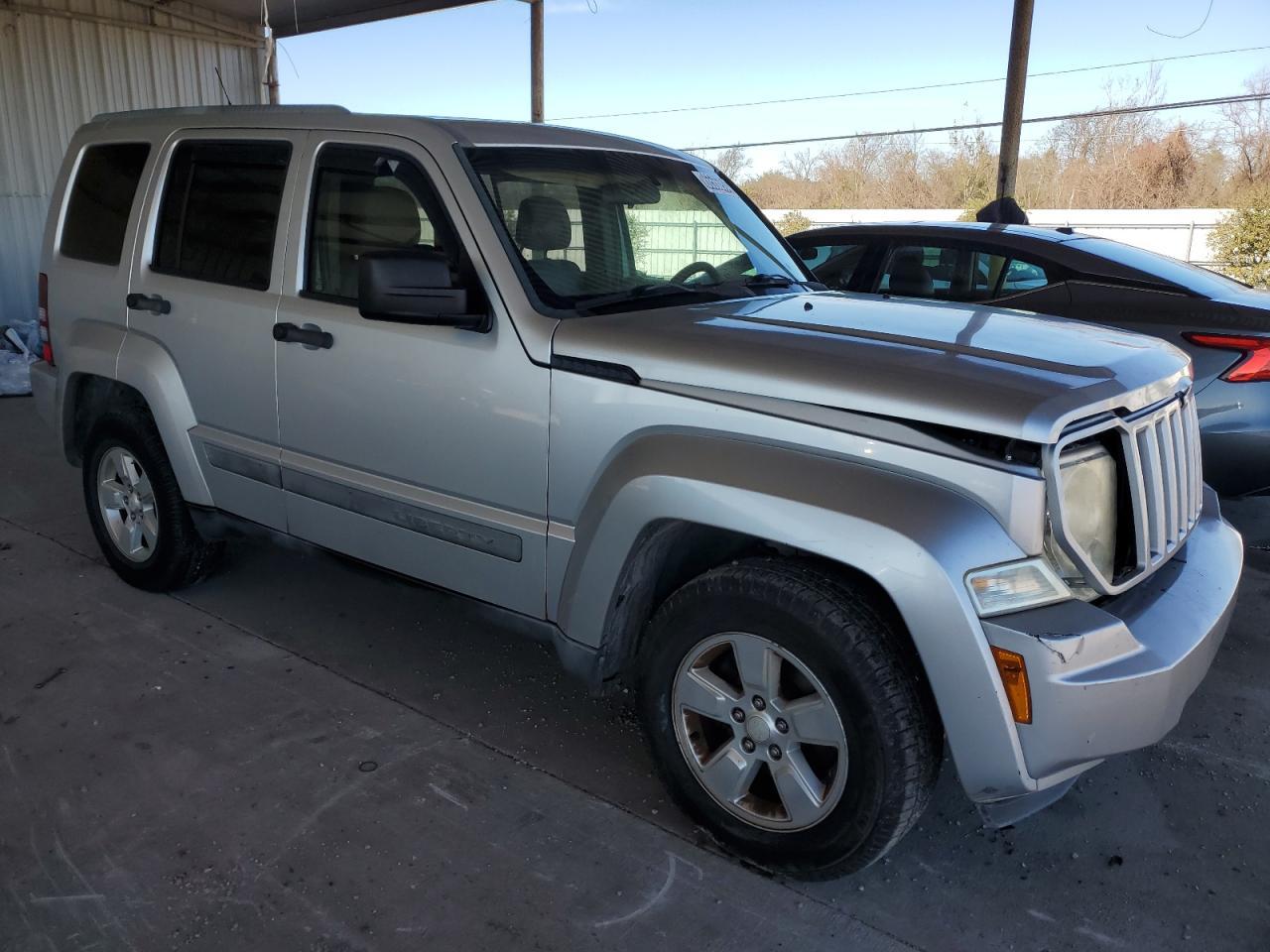2011 JEEP LIBERTY SP - Фото 4