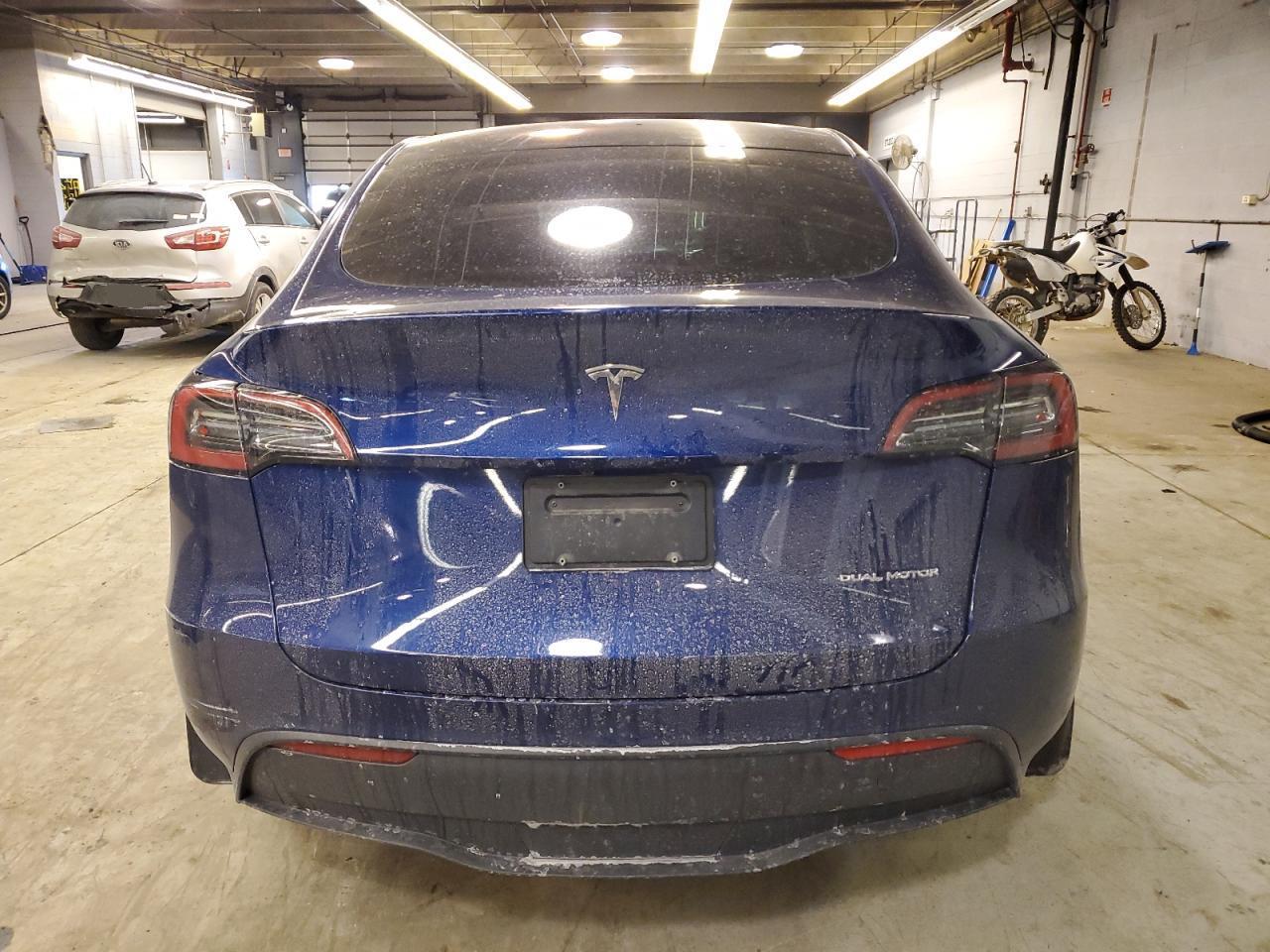 2023 TESLA MODEL Y - Фото 6