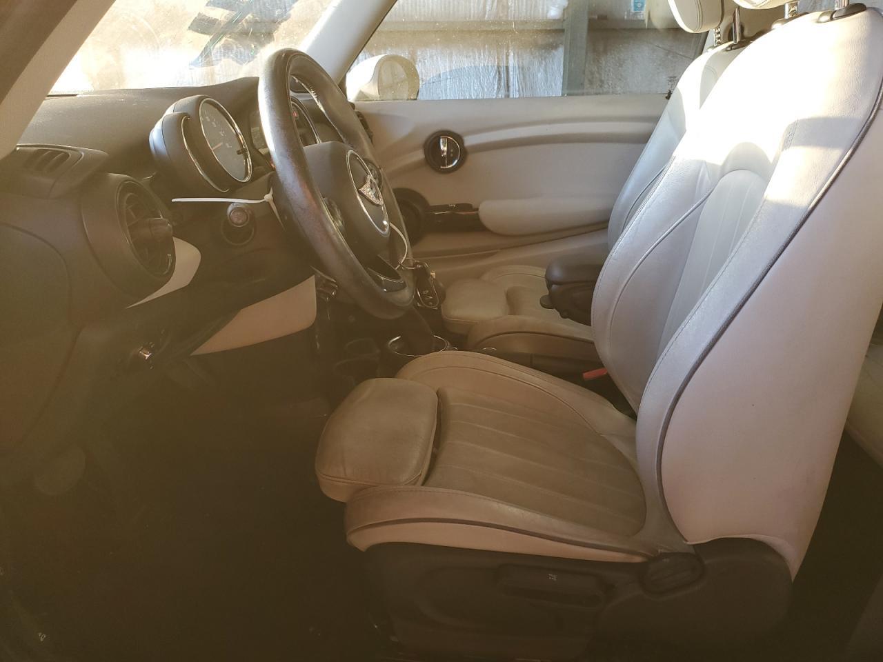 2017 MINI COOPER - Image 7