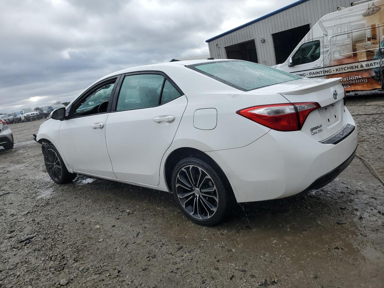 2014 TOYOTA COROLLA L - Image 2