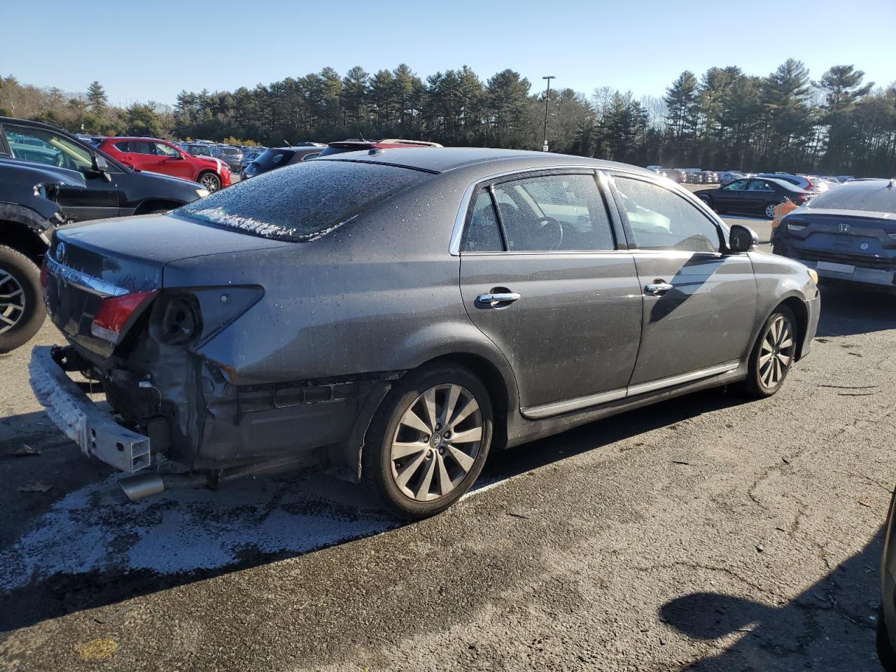 2011 TOYOTA AVALON BAS - Image 3