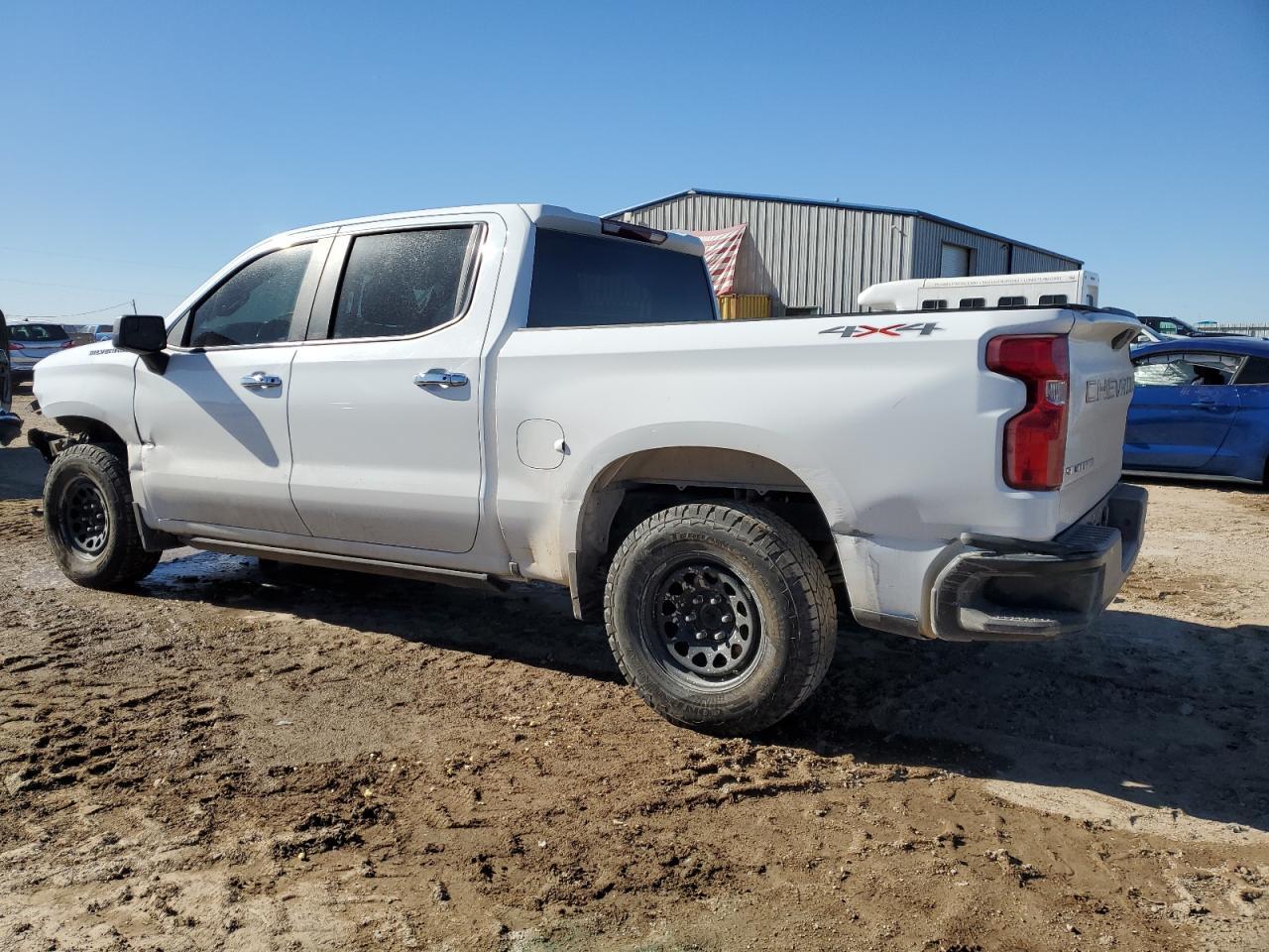 2019 CHEVROLET SILVERADO - Image 2