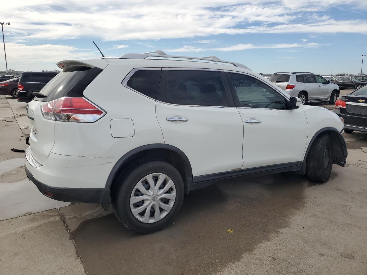 2016 NISSAN ROGUE S - Фото 3