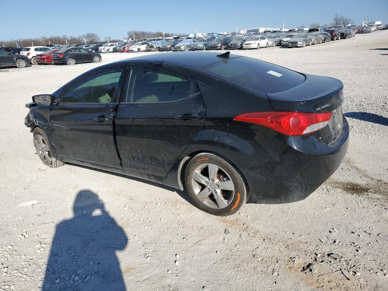 2013 HYUNDAI ELANTRA GL - Image 2