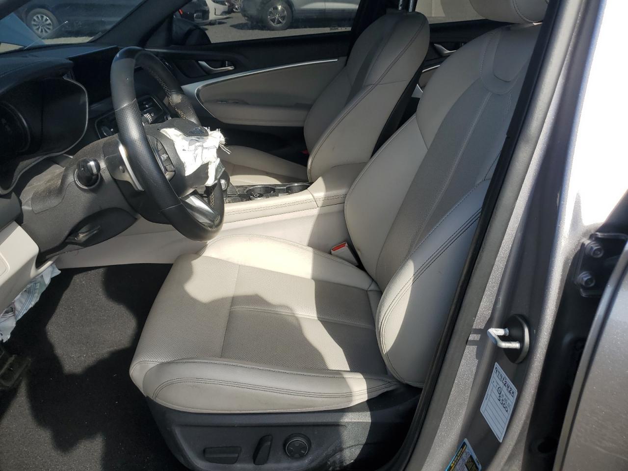 2022 GENESIS G70 BASE - Image 7