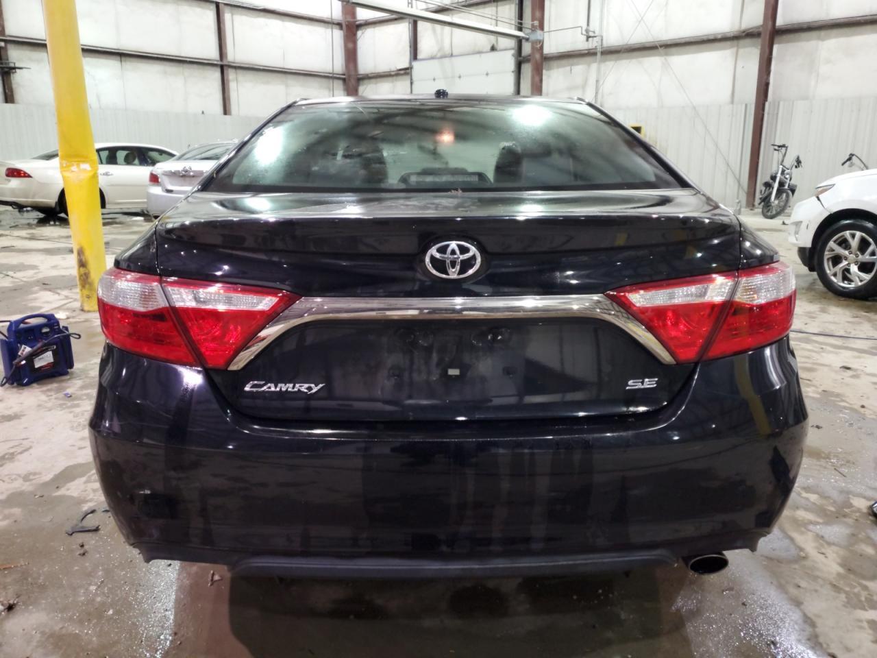 2017 TOYOTA CAMRY LE - Image 6