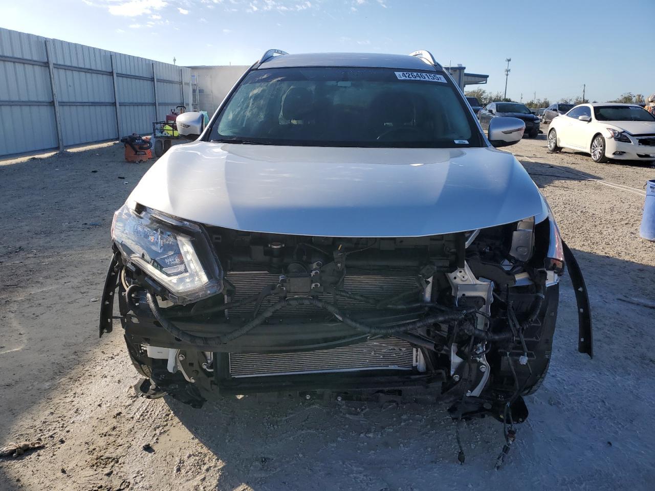 2018 NISSAN ROGUE S - Фото 5