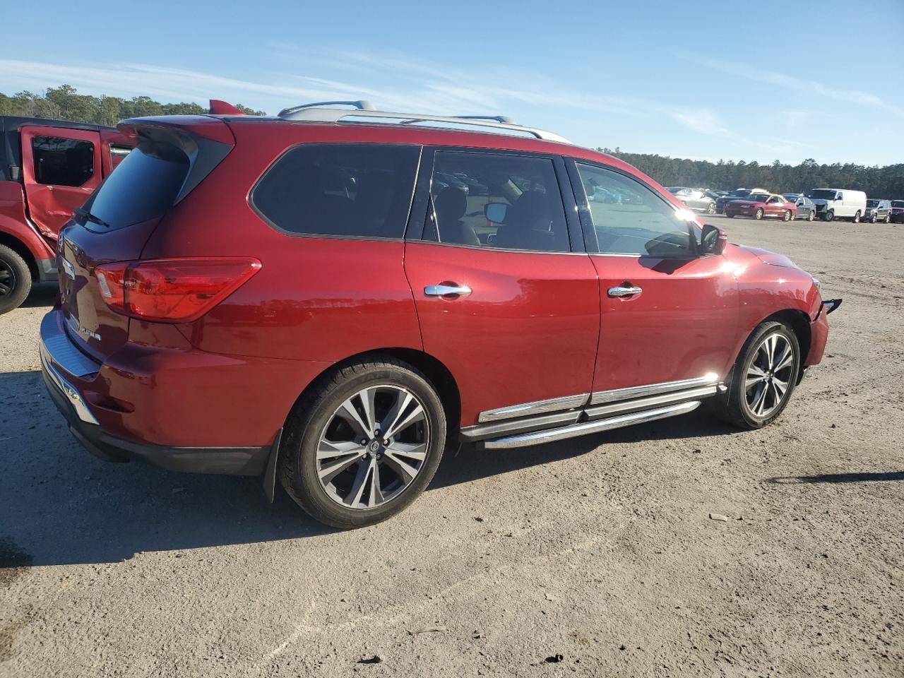 2019 NISSAN PATHFINDER - Image 3