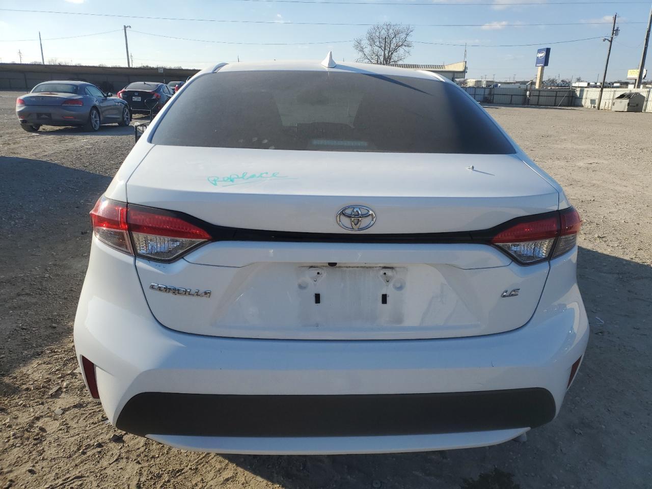 2020 TOYOTA COROLLA LE - Image 6