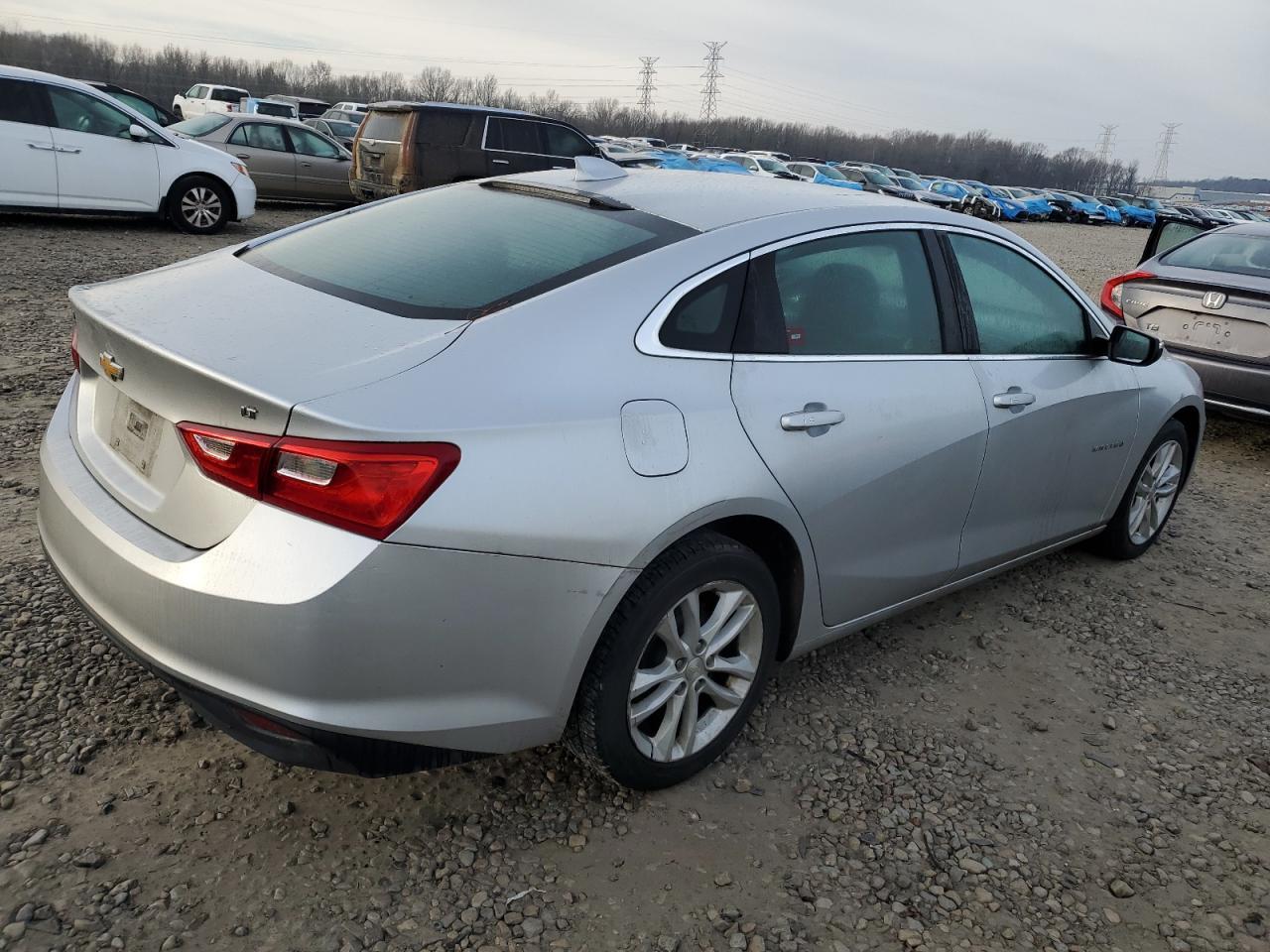 2017 CHEVROLET MALIBU LT - Фото 3