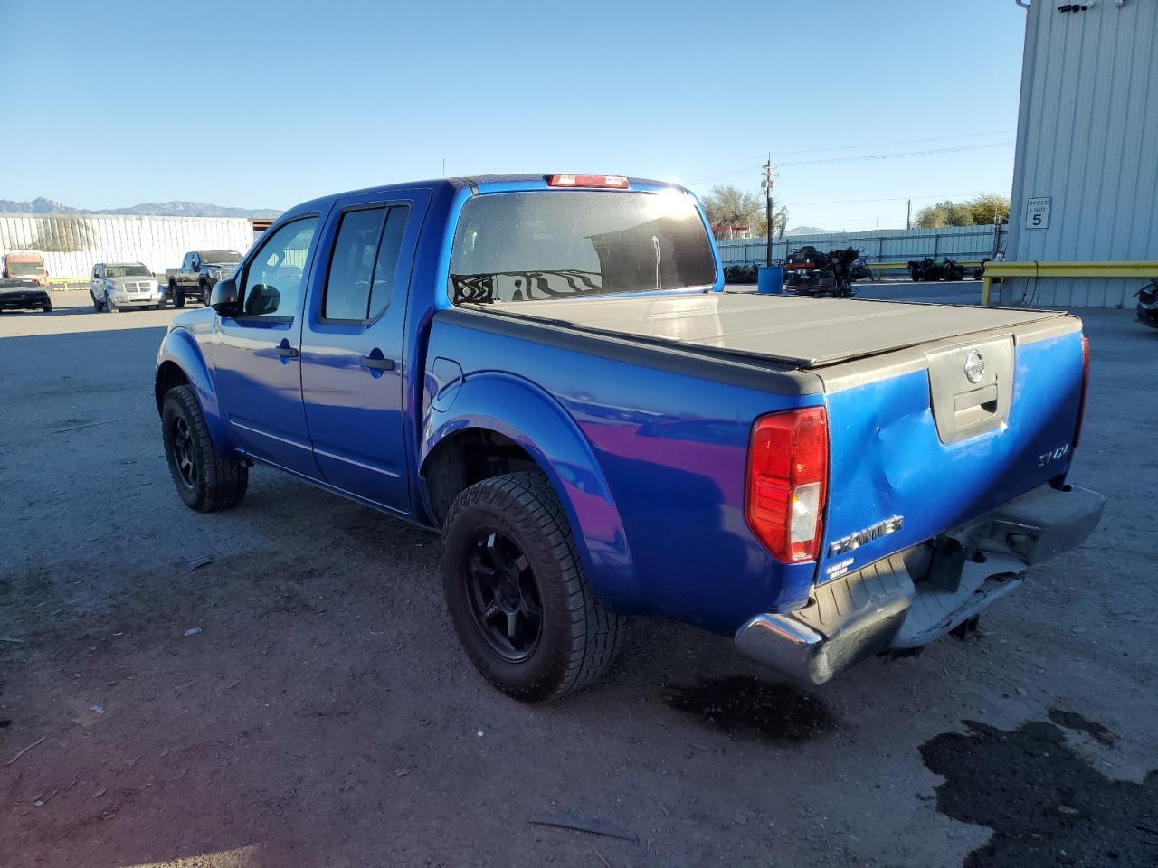 2012 NISSAN FRONTIER S - Фото 2
