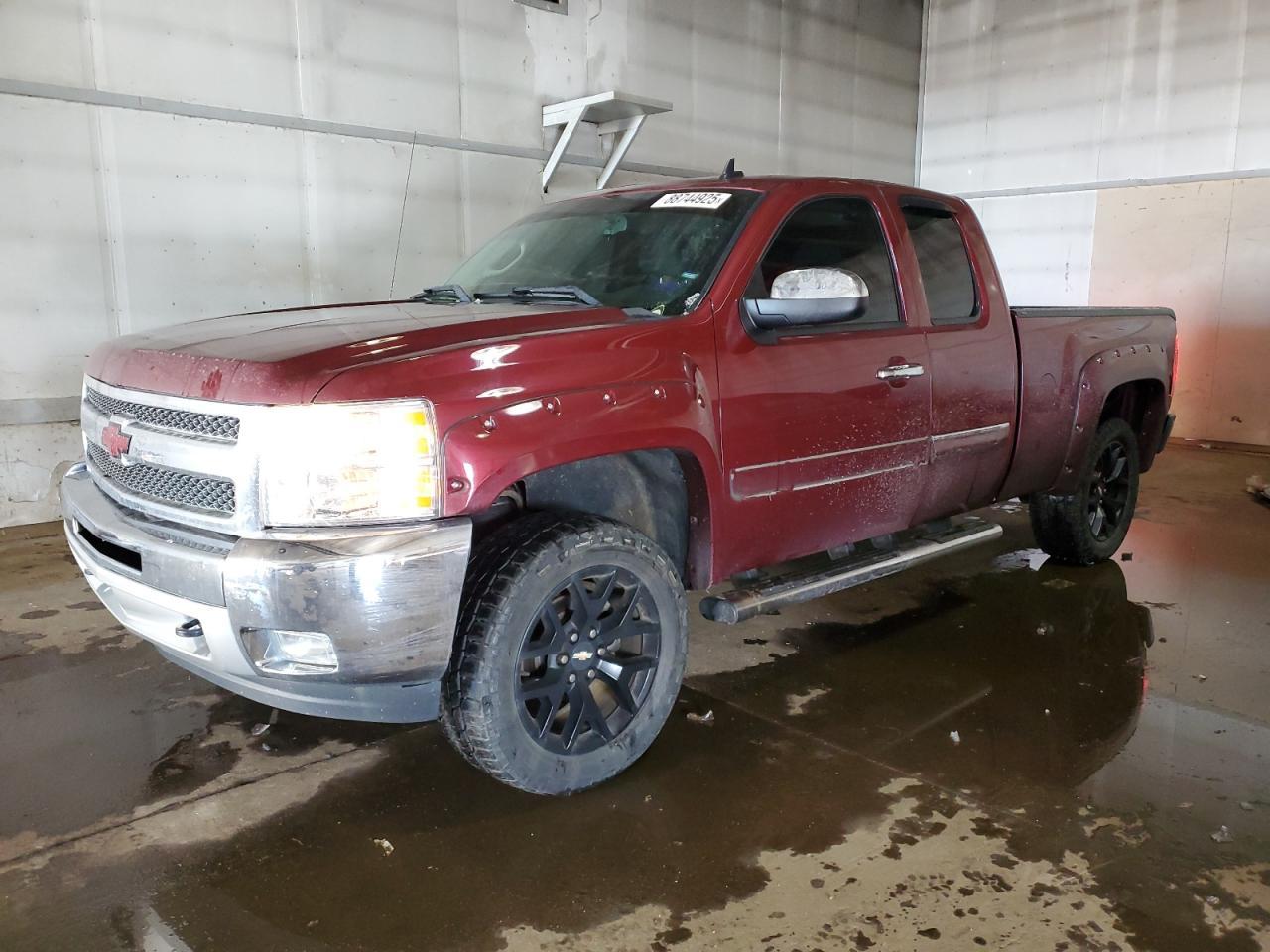 2013 CHEVROLET SILVERADO