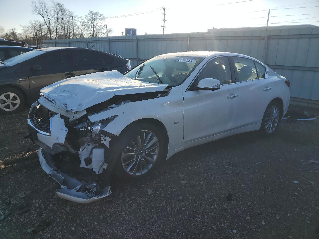 2018 INFINITI Q50 LUXE