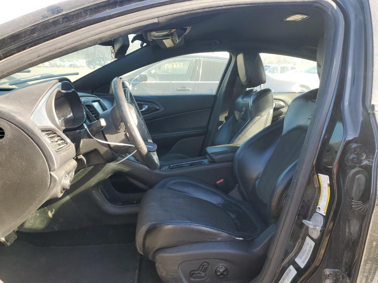 2015 CHRYSLER 200 S - Фото 7