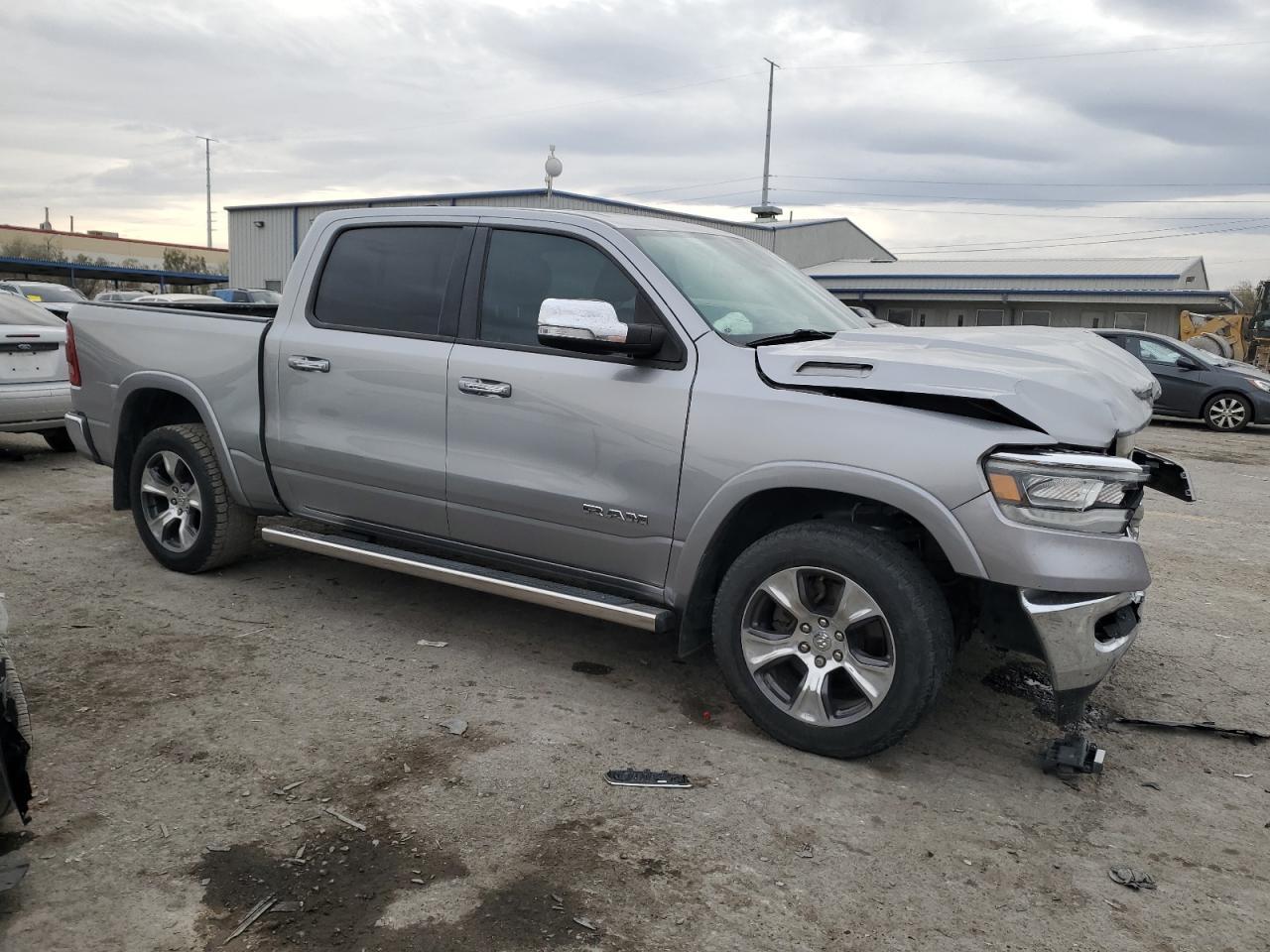 2019 RAM 1500 LARAM - Фото 4