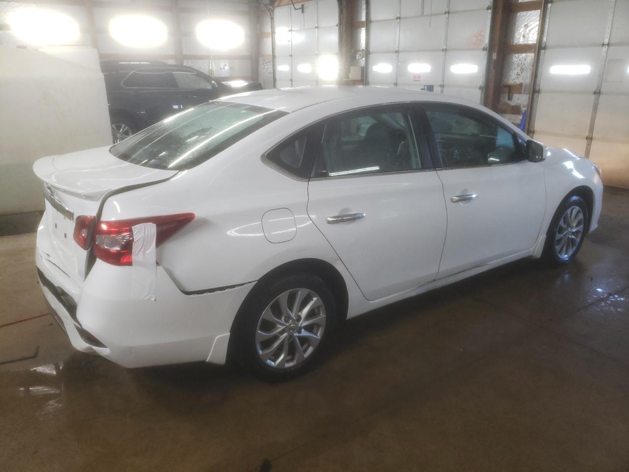2017 NISSAN SENTRA S - Фото 3