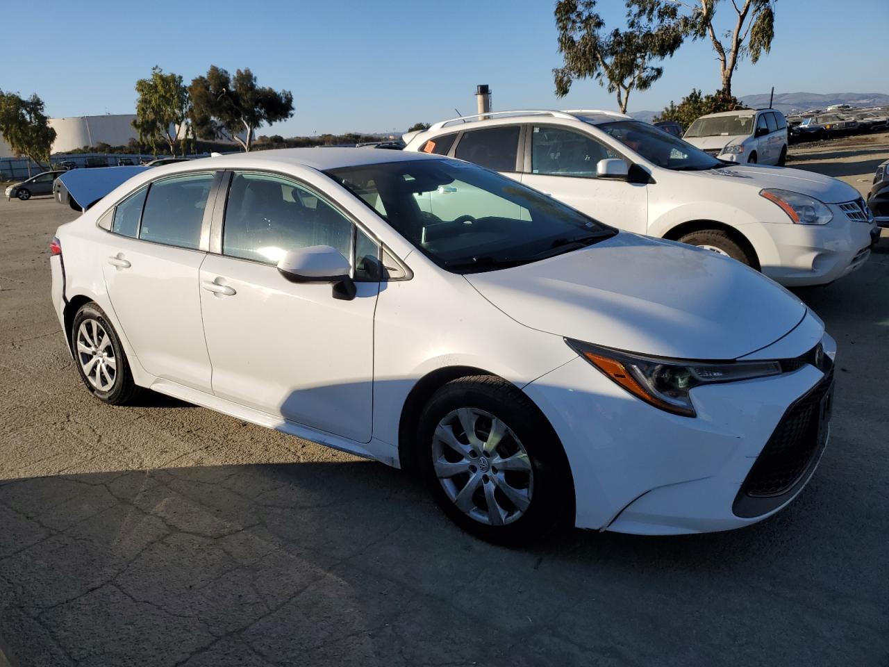 2021 TOYOTA COROLLA LE - Фото 4