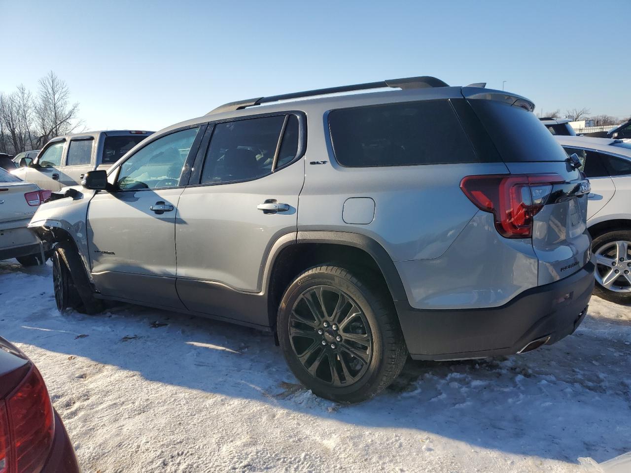 2023 GMC ACADIA SLT - Фото 2