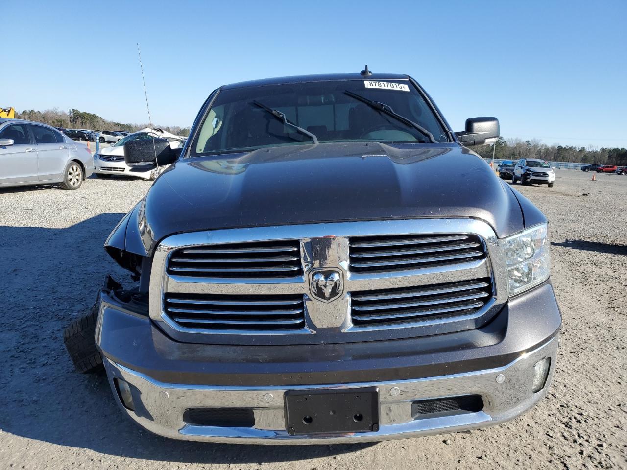 2017 RAM 1500 SLT - Фото 5