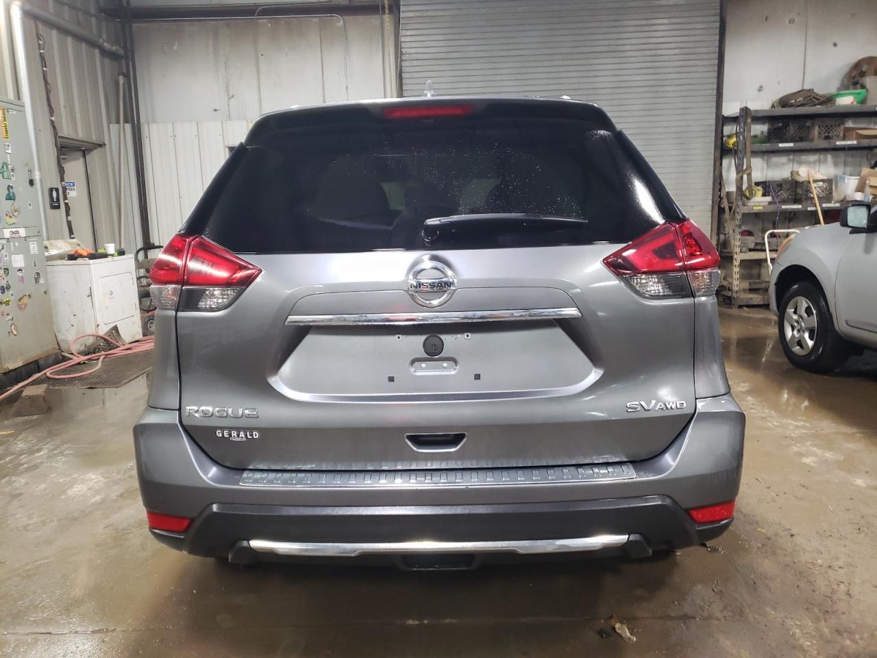 2018 NISSAN ROGUE S - Фото 6