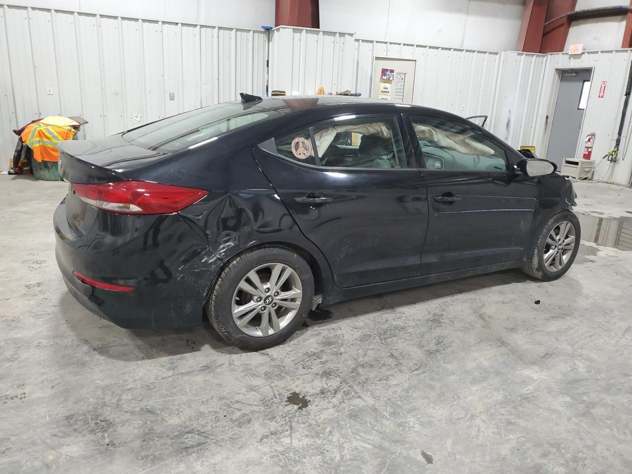 2017 HYUNDAI ELANTRA SE - Image 3