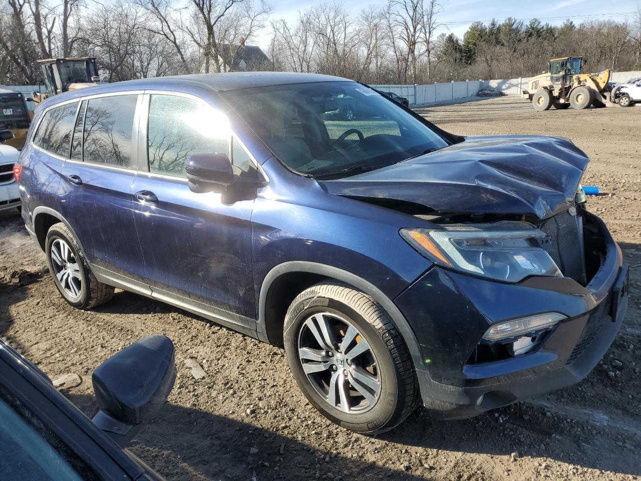 2017 HONDA PILOT EXLN - Image 4