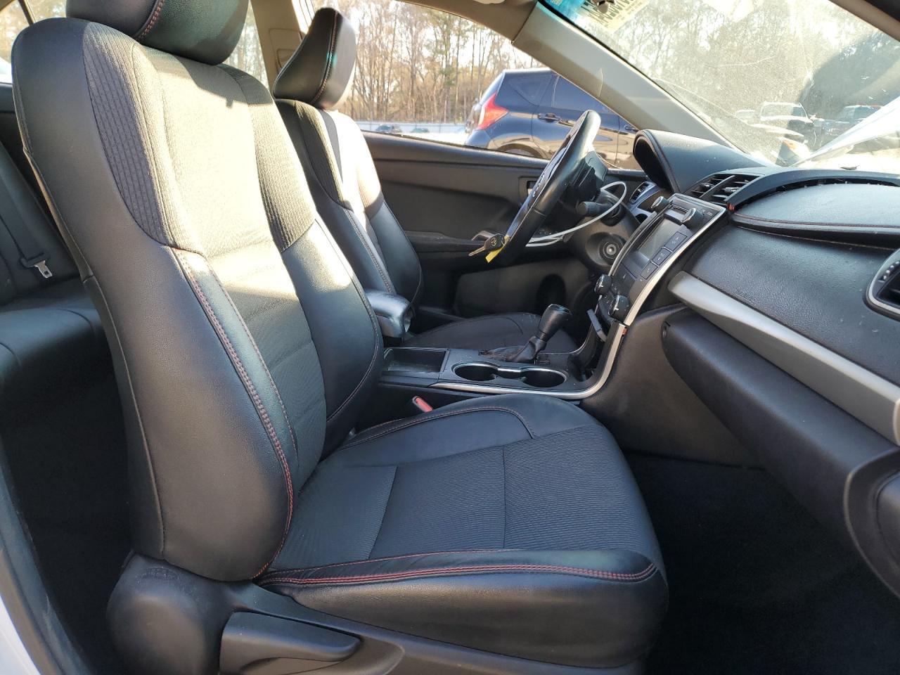 2017 TOYOTA CAMRY LE - Image 7