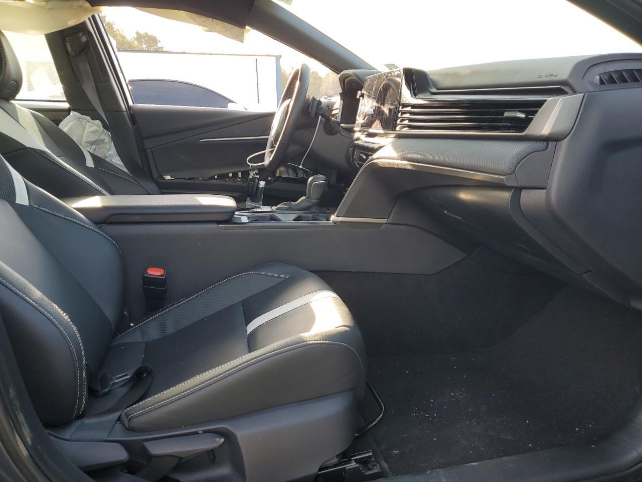 2025 TOYOTA CAMRY XSE - Фото 7