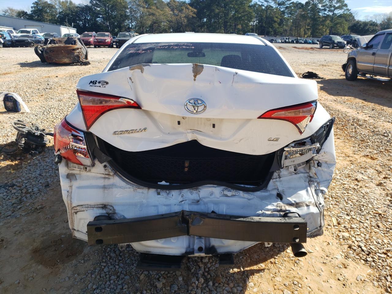 2019 TOYOTA COROLLA L - Image 6