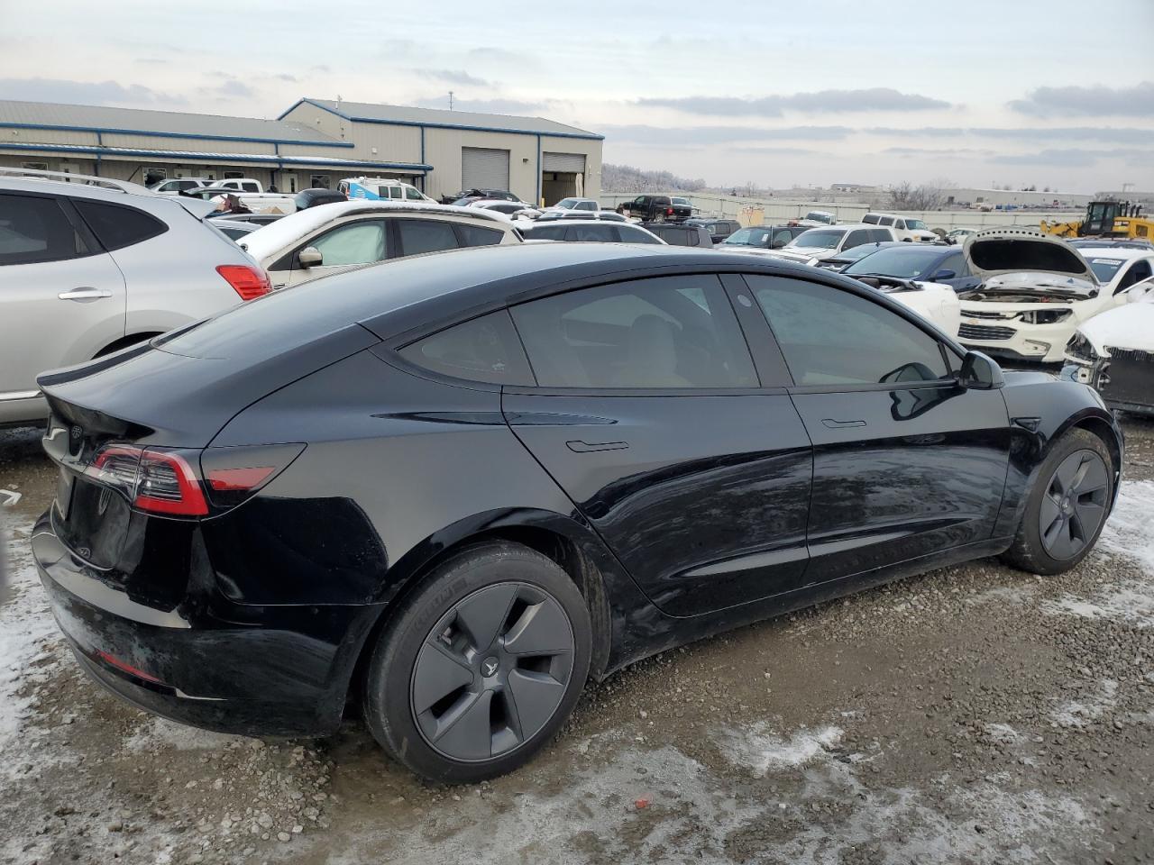 2022 TESLA MODEL 3 - Image 3