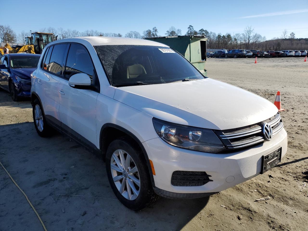 2014 VOLKSWAGEN TIGUAN S - Фото 4