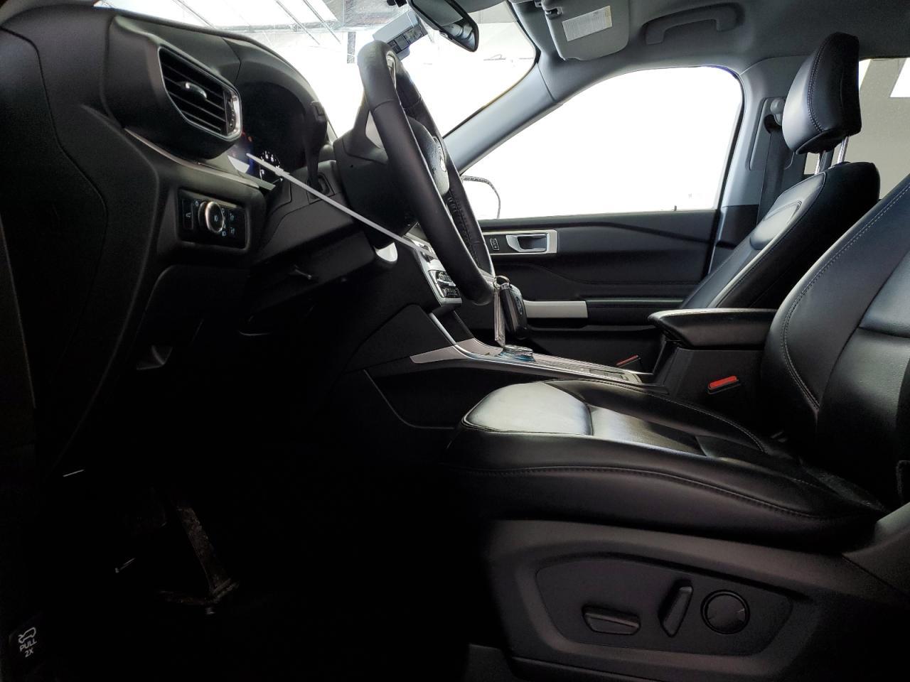2023 FORD EXPLORER X - Image 7