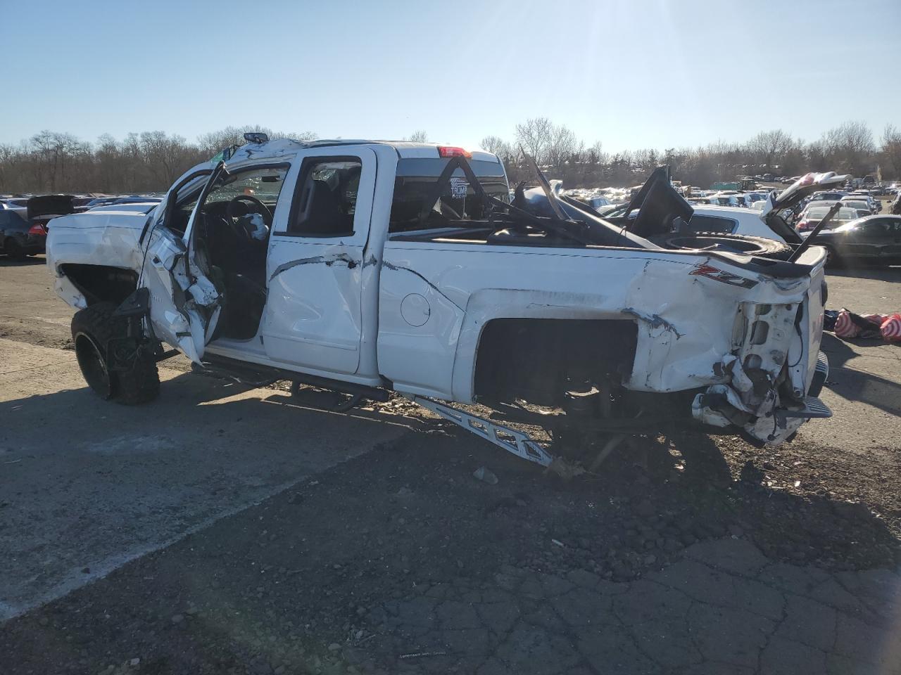 2017 CHEVROLET SILVERADO - Image 2