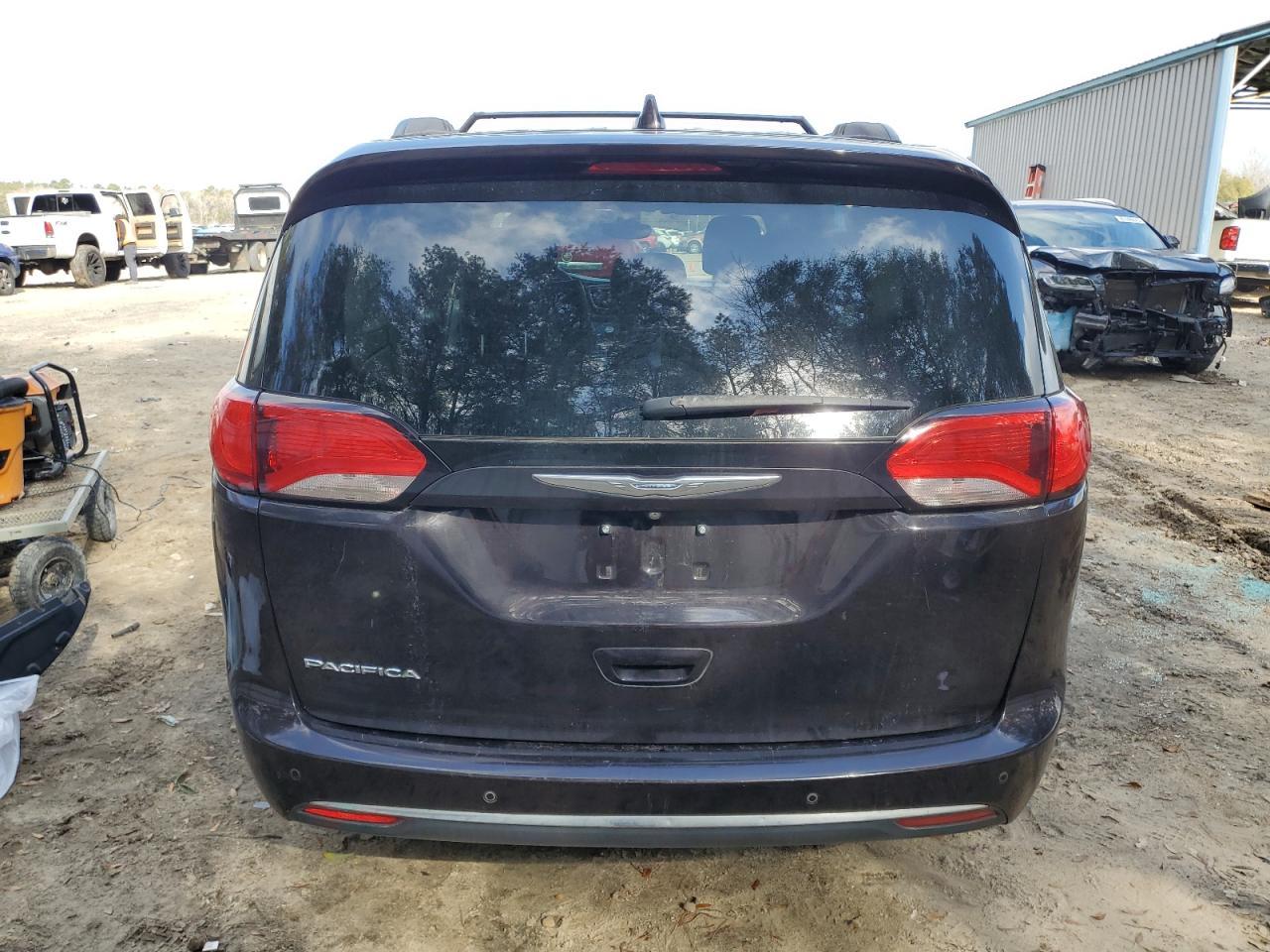 2017 CHRYSLER PACIFICA T - Image 6