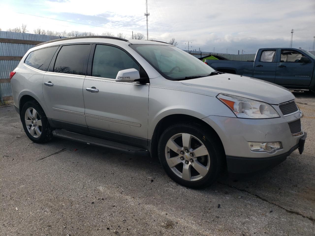 2012 CHEVROLET TRAVERSE L - Фото 4