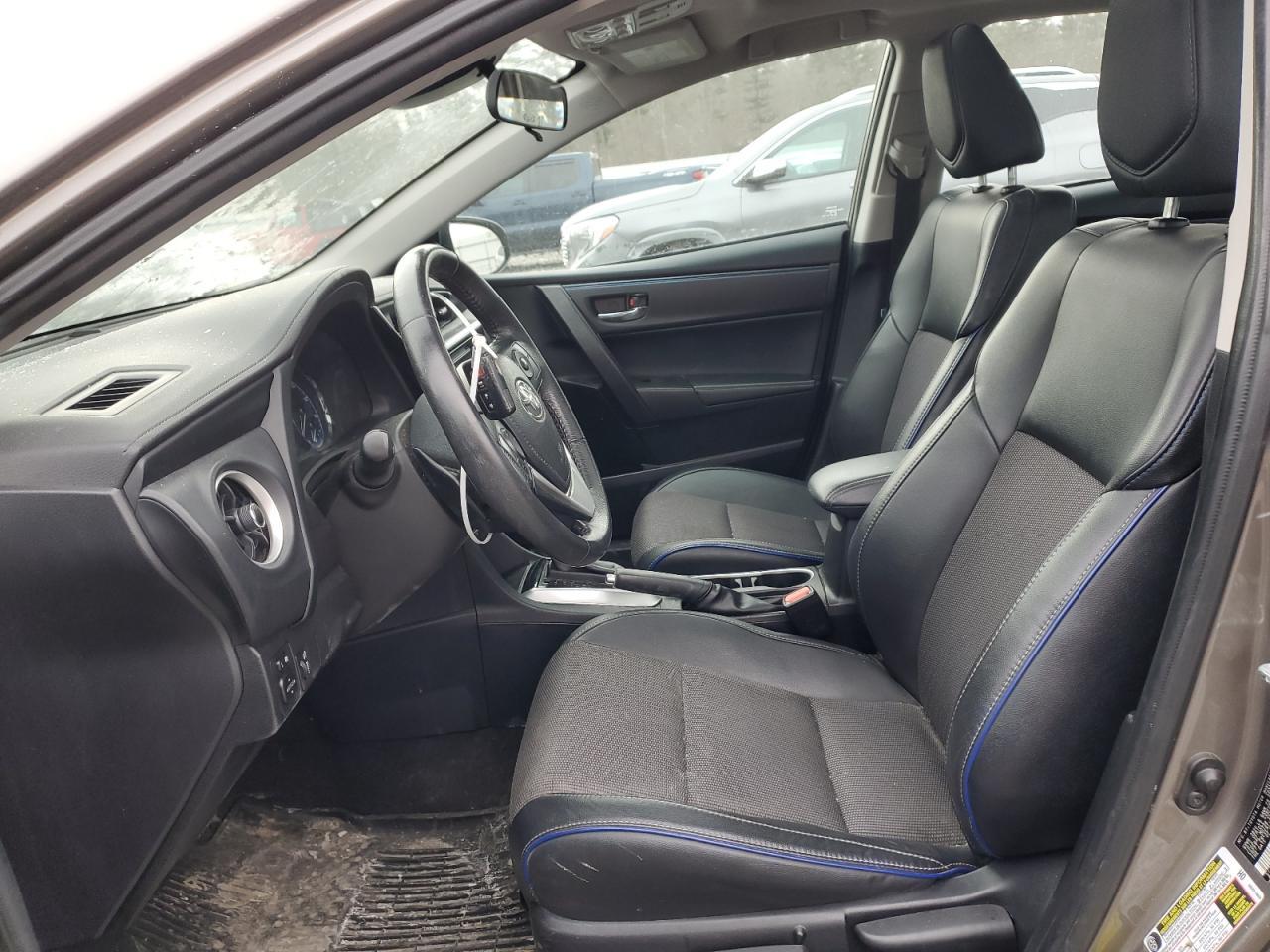 2018 TOYOTA COROLLA L - Image 7