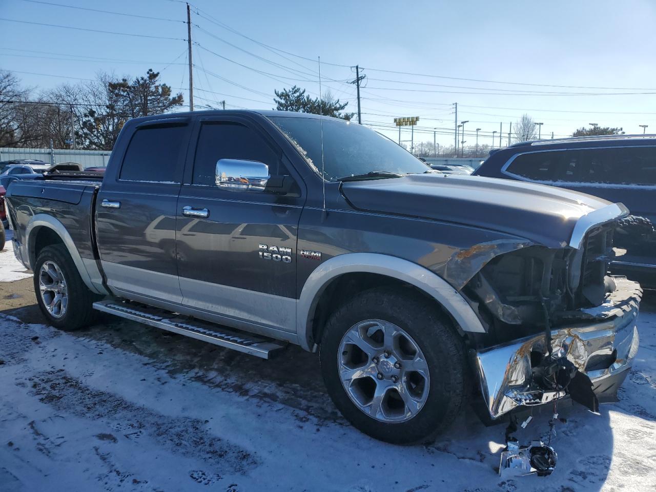 2015 RAM 1500 LARAM - Image 4