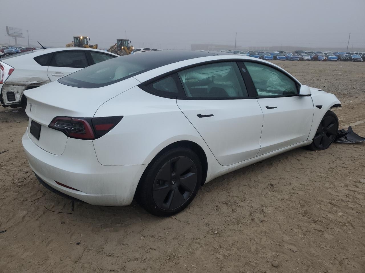 2023 TESLA MODEL 3 - Фото 3