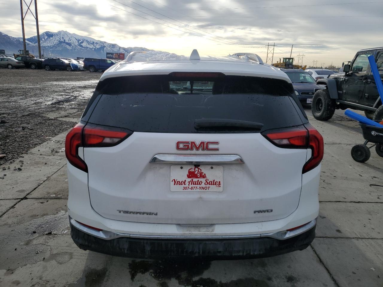 2021 GMC TERRAIN SL - Image 6