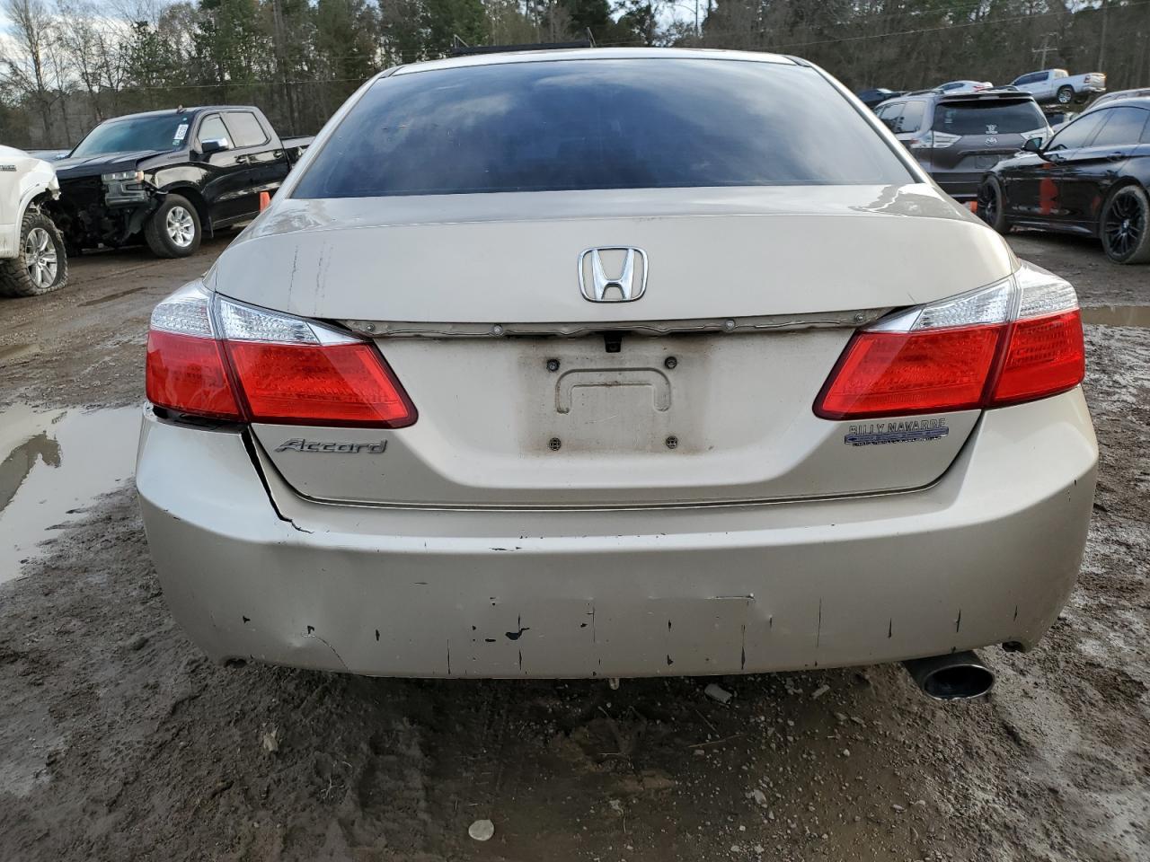 2014 HONDA ACCORD LX - Фото 6
