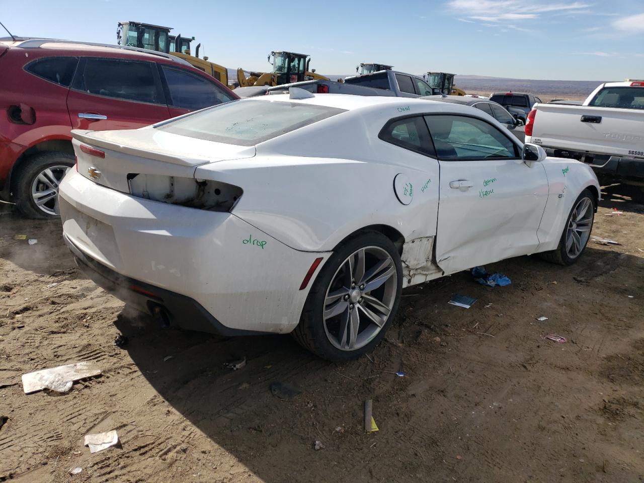 2018 CHEVROLET CAMARO LT - Image 3