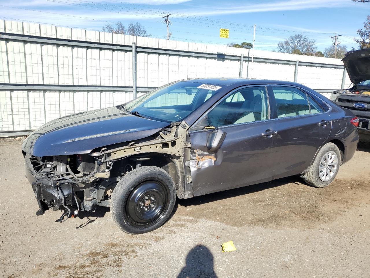 2016 TOYOTA CAMRY LE