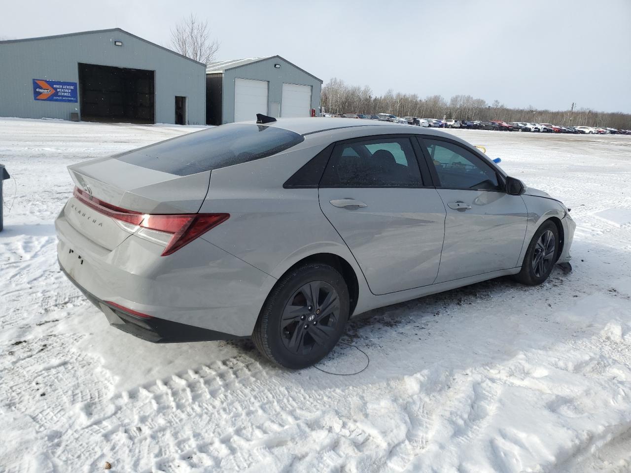 2022 HYUNDAI ELANTRA SE - Image 3