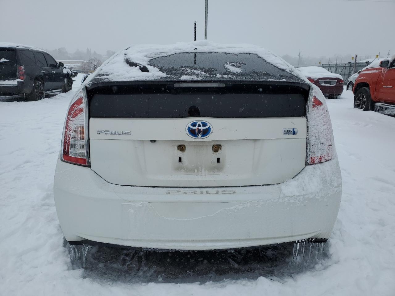 2015 TOYOTA PRIUS - Фото 6