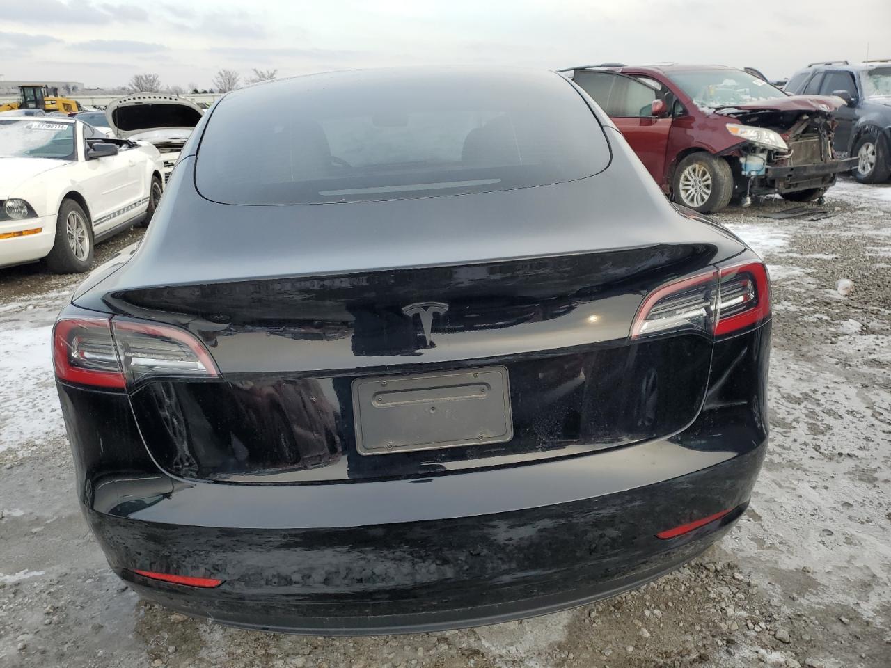 2022 TESLA MODEL 3 - Image 6