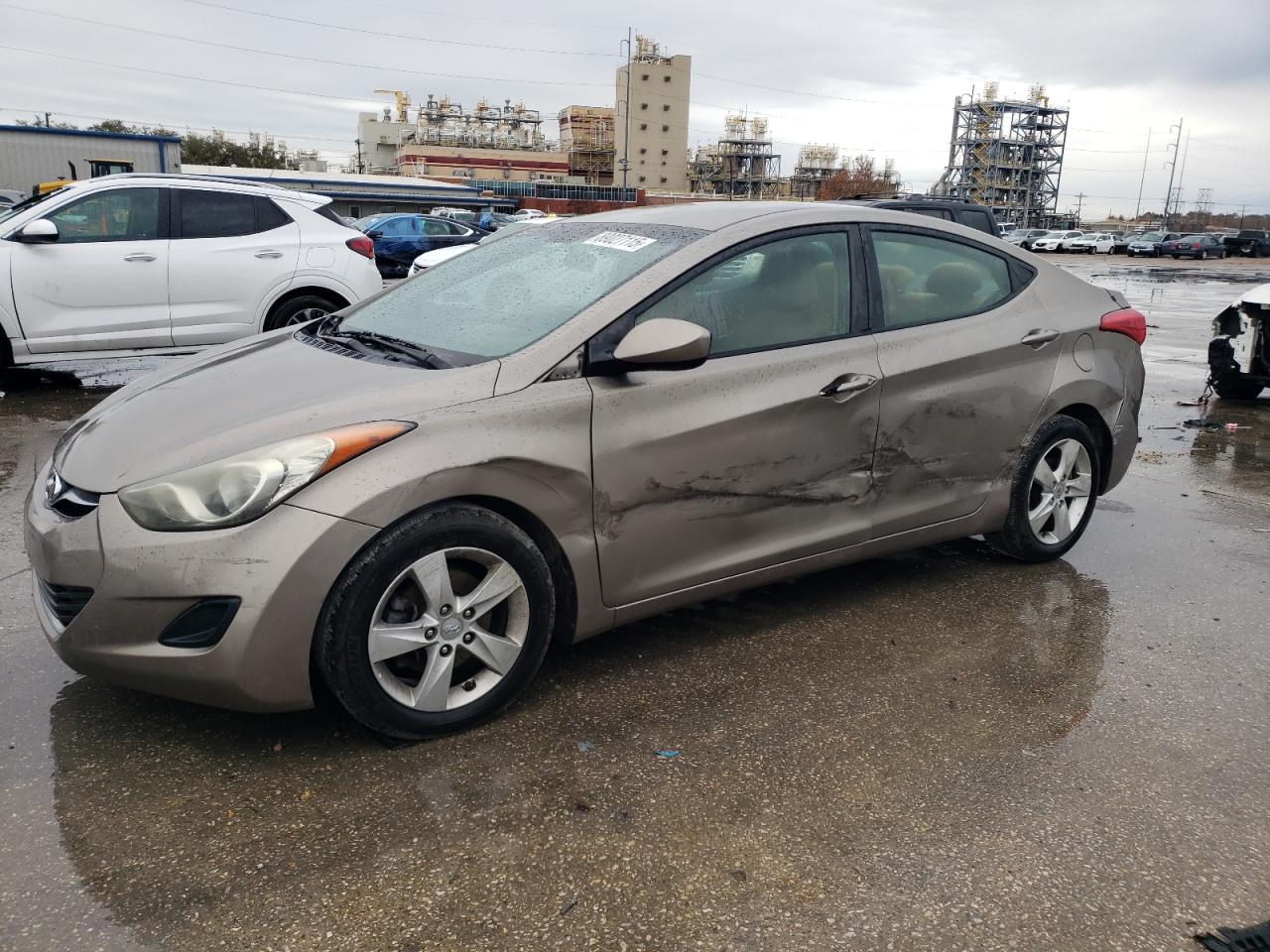 2013 HYUNDAI ELANTRA GL