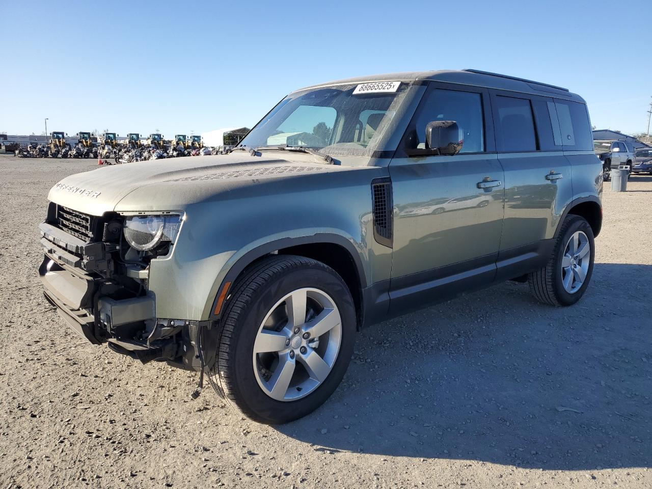 2024 LAND ROVER DEFENDER 1